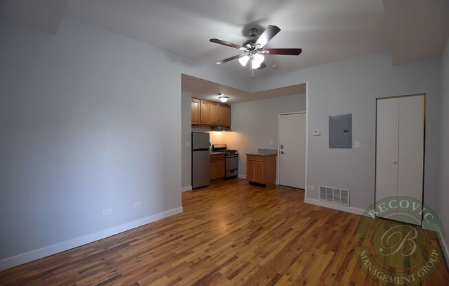 Studio, 1 bath, 266 sqft, $1,325, Unit 7456-3E