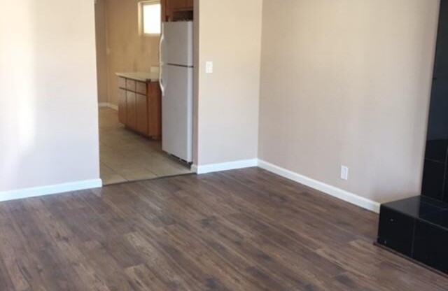 3 beds, 1 bath, $2,800