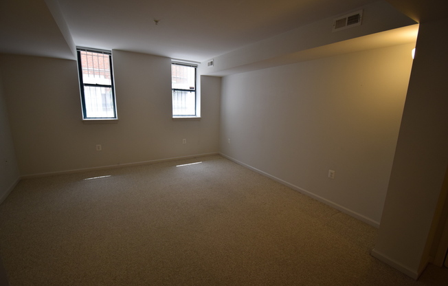 Great Terrace Level 1BD/1BA in Heart of Adams Morgan, NW DC
