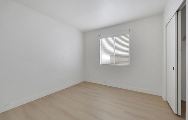 3 beds, 2 baths, $1,800