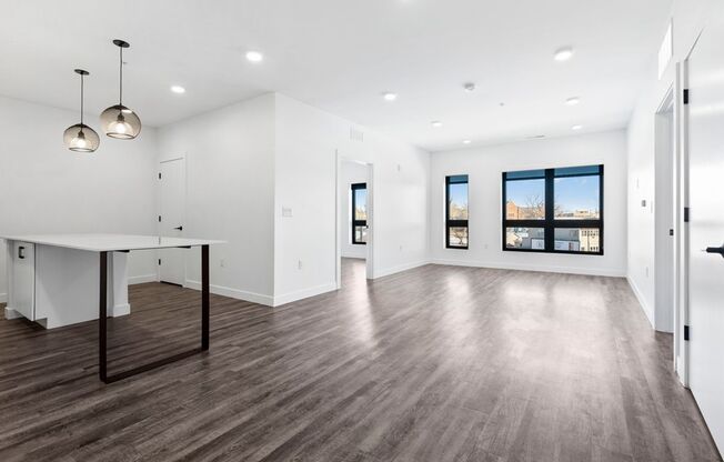 2 beds, 1 bath, 964 sqft, $1,735, Unit 308