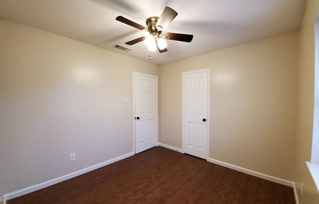 3 beds, 1 bath, $1,175