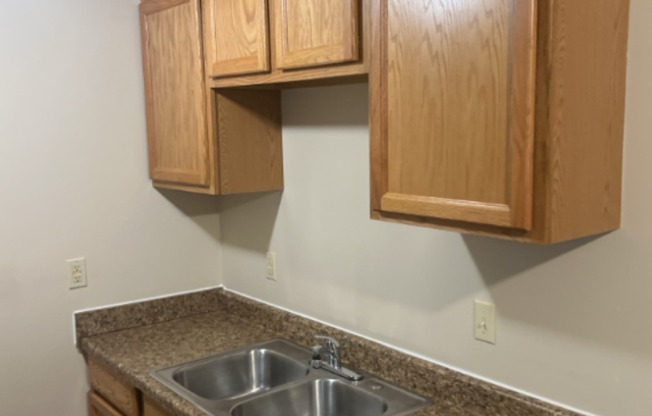 Studio, 1 bath, 581 sqft, $1,100