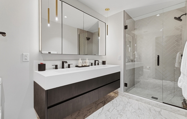 1 bed, 1 bath, 601 sqft, $4,500, Unit 309