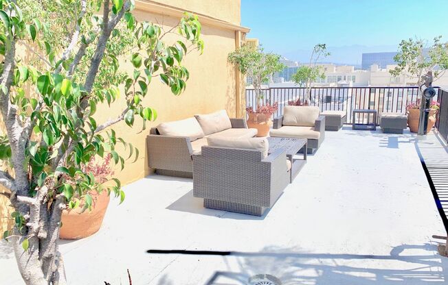 1 bed, 1 bath, $2,195