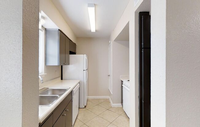 2 beds, 2.5 baths, 1,031 sqft, $1,339, Unit 06