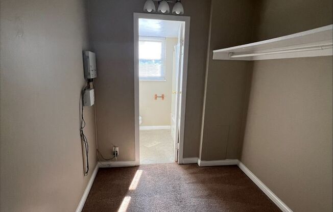 Studio, 1 bath, 380 sqft, $595, Unit 404