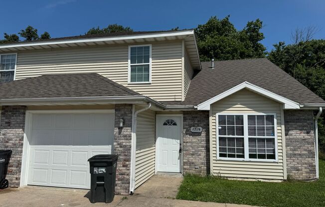 1717 - 1719 Hanover Blvd.