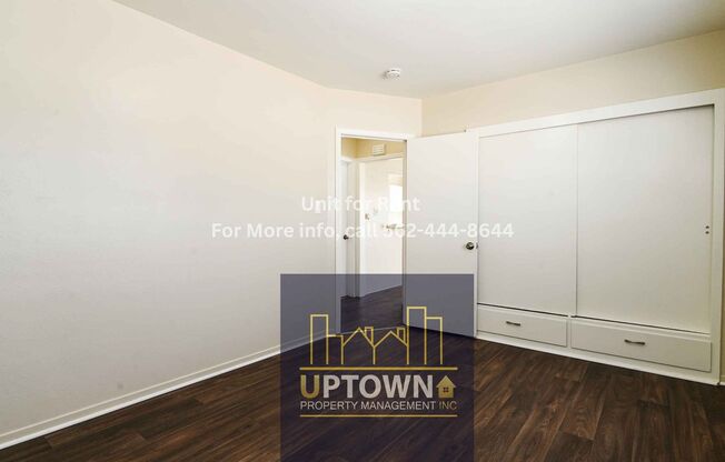 2 beds, 1 bath, $2,600