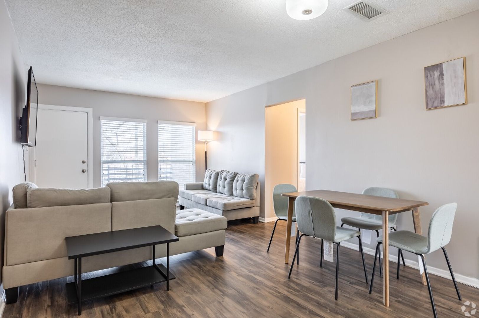 Free Rent Move in Special in the Old Fourth Ward  for a Spacious and Stylish 2-bedroom, 1-bathroom apartment in Old Fourth Ward