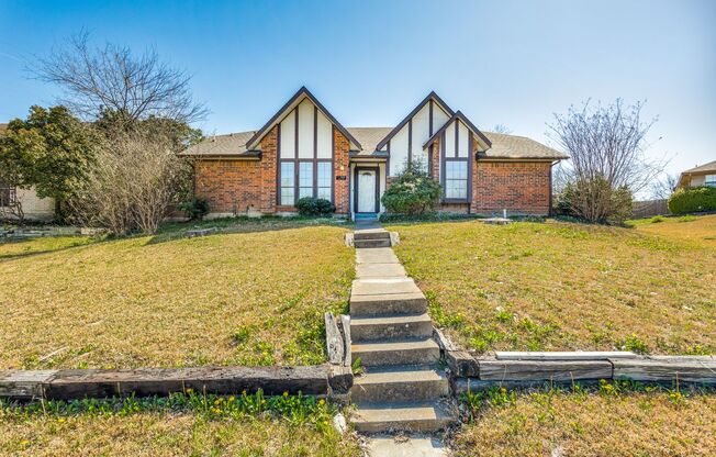 Beautiful 4BD Home with Scenic Park Views