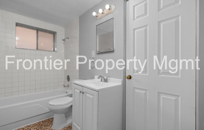3 beds, 1.5 baths, $1,225, Unit 1011 North and South Rd