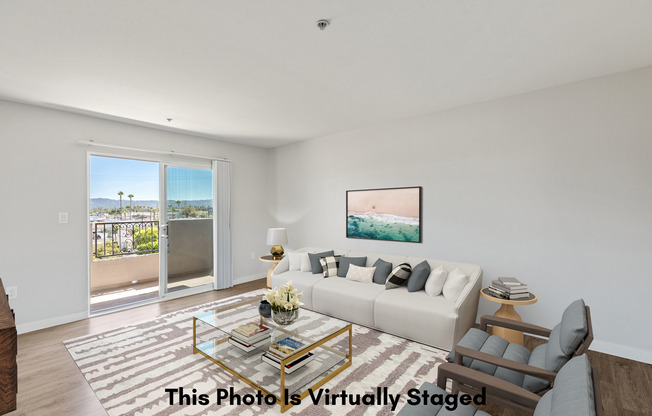 2 beds, 2 baths, 1,100 sqft, $2,799, Unit 401 R