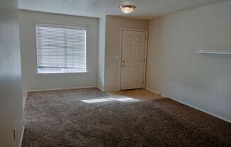 2 beds, 1 bath, $995, Unit #224