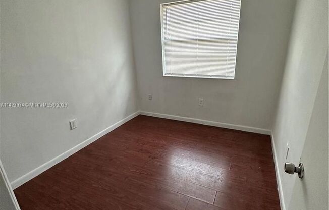 3 bedroom 1.5 bath townhome. Private fenced back yard,