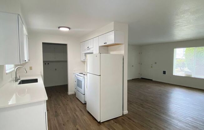 2 beds, 2 baths, 960 sqft, $1,995