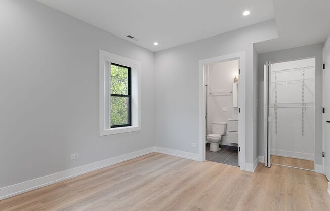 3 beds, 2 baths, 894 sqft, $2,650, Unit 1558-3N