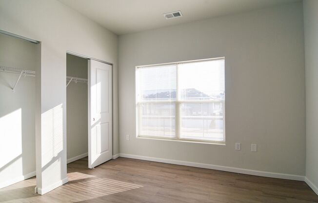 3 beds, 2 baths, 1,153 sqft, $1,349, Unit 1120-315