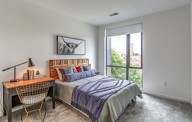 2 beds, 1 bath, 1,034 sqft, $1,900, Unit 505