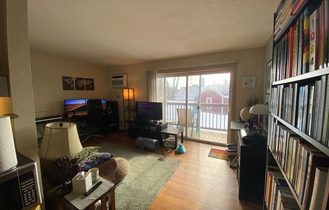 1 bed, 1 bath, 550 sqft, $1,175, Unit 311