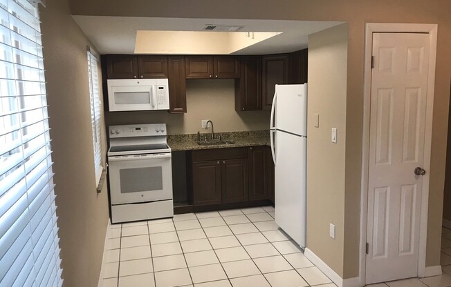 1 bed, 1 bath, 627 sqft, $1,550, Unit 2023-03