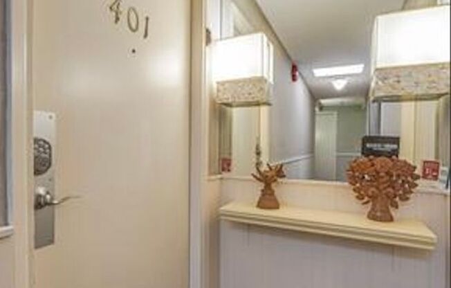 Boutique Condo with Stunning Views of Elliot Bay!