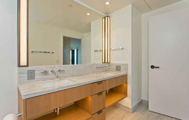 1 bed, 1 bath, $6,000, Unit # 2705