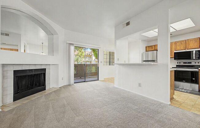 1 bed, 1 bath, $1,175, Unit Unit 1019
