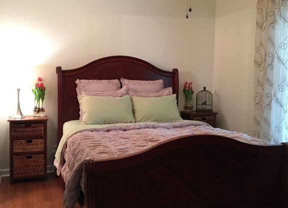 3 beds, 2 baths, $1,450