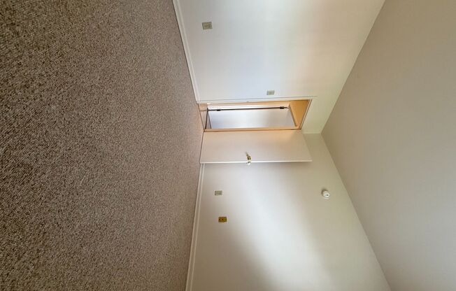 2 beds, 1 bath, 874 sqft, $1,445, Unit Q-14