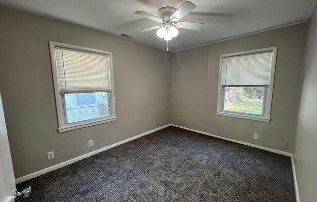 2 beds, 1 bath, $1,050