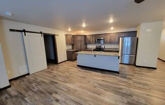 3 beds, 2.5 baths, $2,400, Unit Unit B