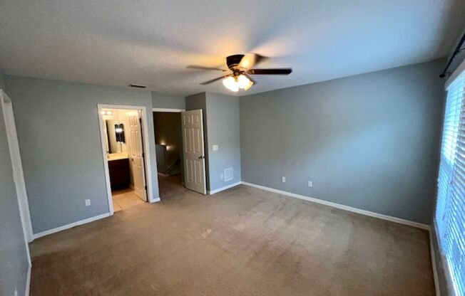 2 beds, 2.5 baths, $1,879