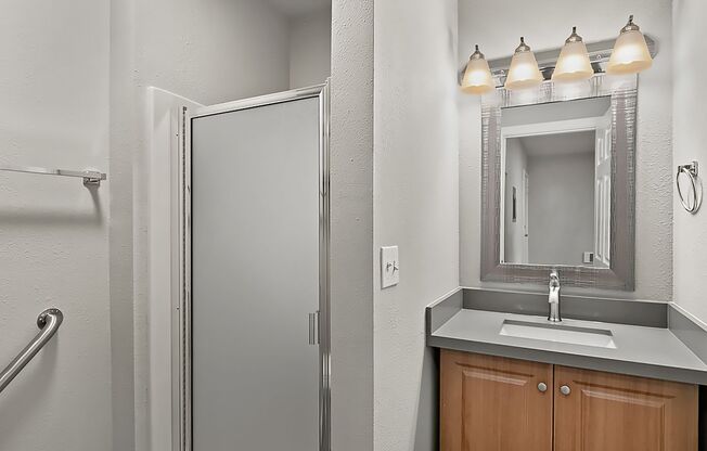 1 bed, 1 bath, 400 sqft, $1,355, Unit 11