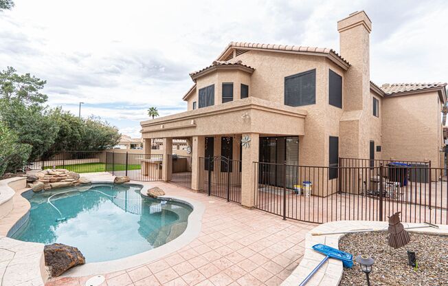 Sprawling  Val Vista Lakes 4 Bed, 3 Bath Home with Resort-Style Backyard!