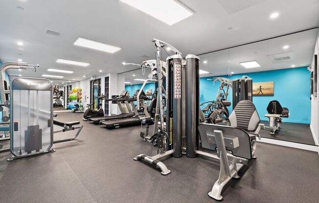 1 bed, 1 bath, 600 sqft, $2,500, Unit 122