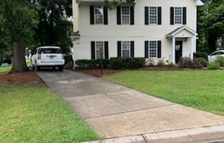 825 A-B Selwyn Place Duplex