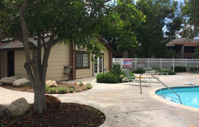 1 bed, 1 bath, $2,250, Unit # 180
