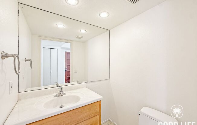 2 beds, 1.5 baths, $3,550
