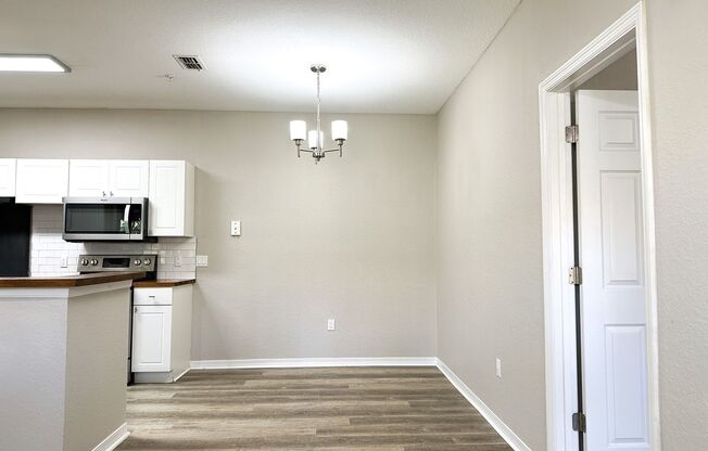 Crescent Place - 22-206