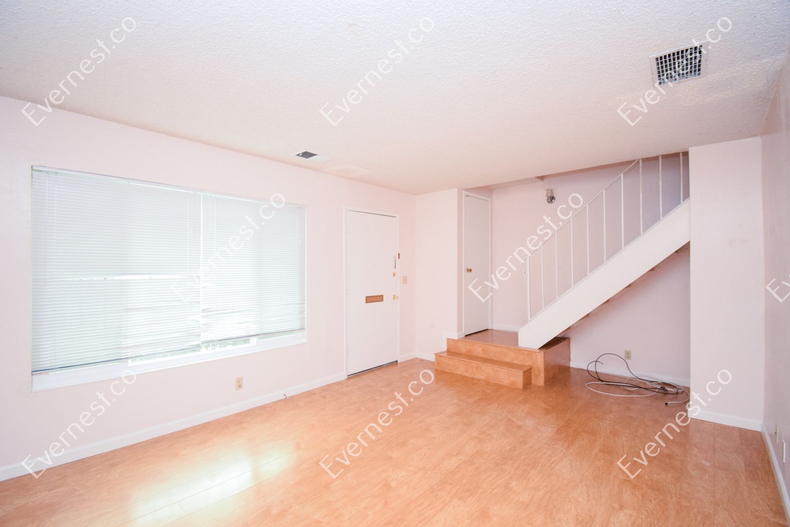 2 Bed & 1.5 Bath Townhouse in San Jose, CA / Pet-Friendly / Available Now!