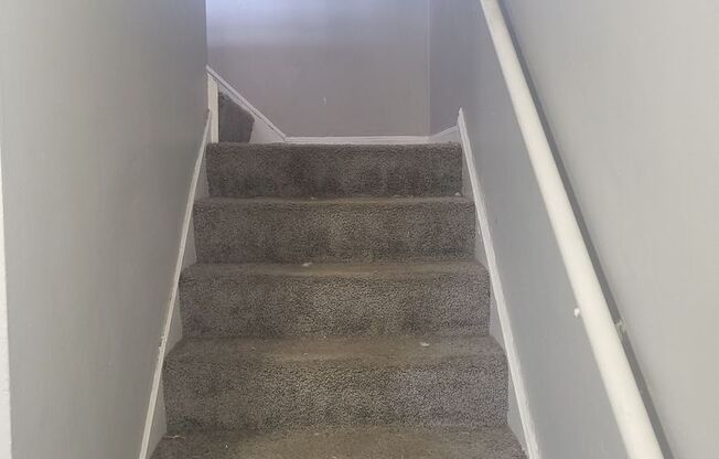 3 bedroom duplex in Penn Hills with driveway and garage!