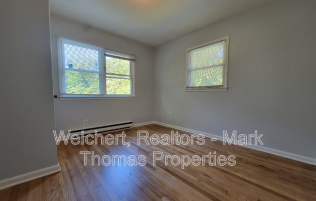 2708 E MAIN ST