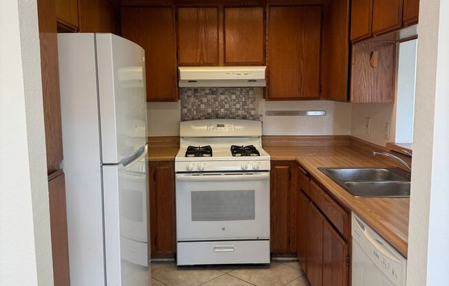 2 bedroom 2 bathroom