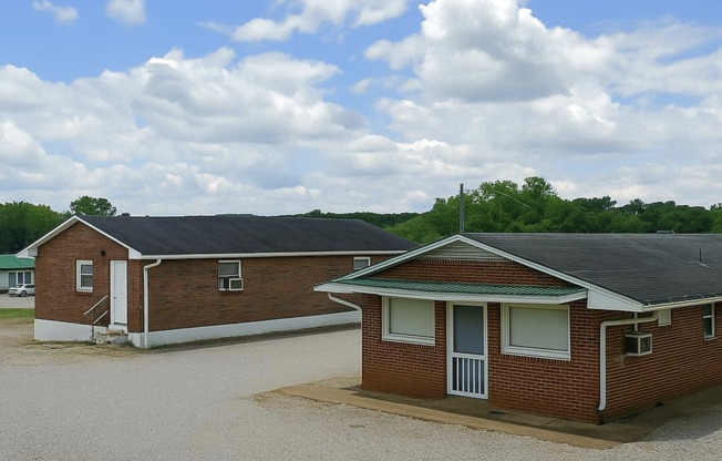 Studio Apartments in Lewisburg TN, AVAILABLE NOW