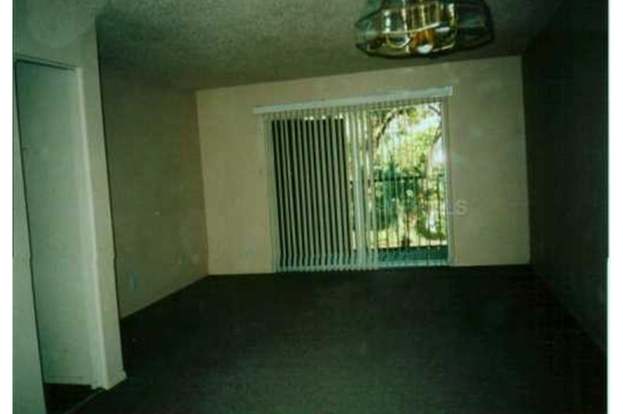 7607 ABBEY LN