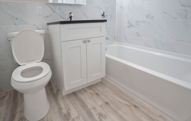 2 beds, 1 bath, 1,050 sqft, $2,800, Unit 74-6