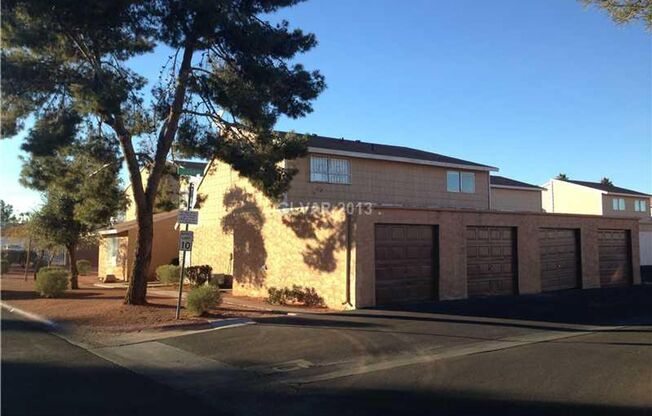 5165 GRAY LN
