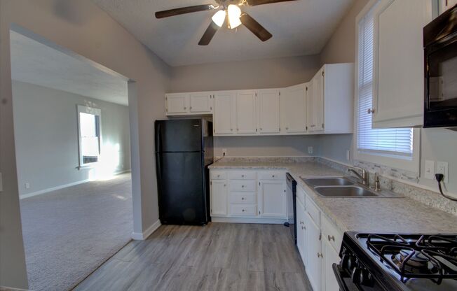 3BD, 2BA, Single Family House