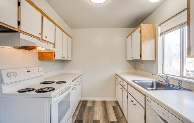 State Ave Kent Apartments